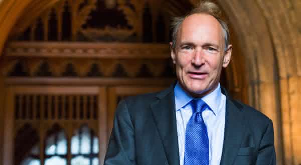 Tim Berners-Lee entre os maiores programadores de todos os tempos